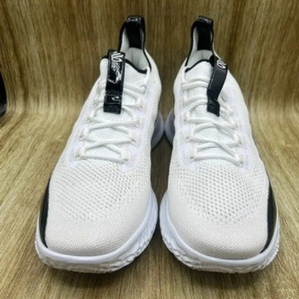 Under Armour Curry Flow‎ 8 Men's Size 15 Basketball Shoes White Black NWOT
